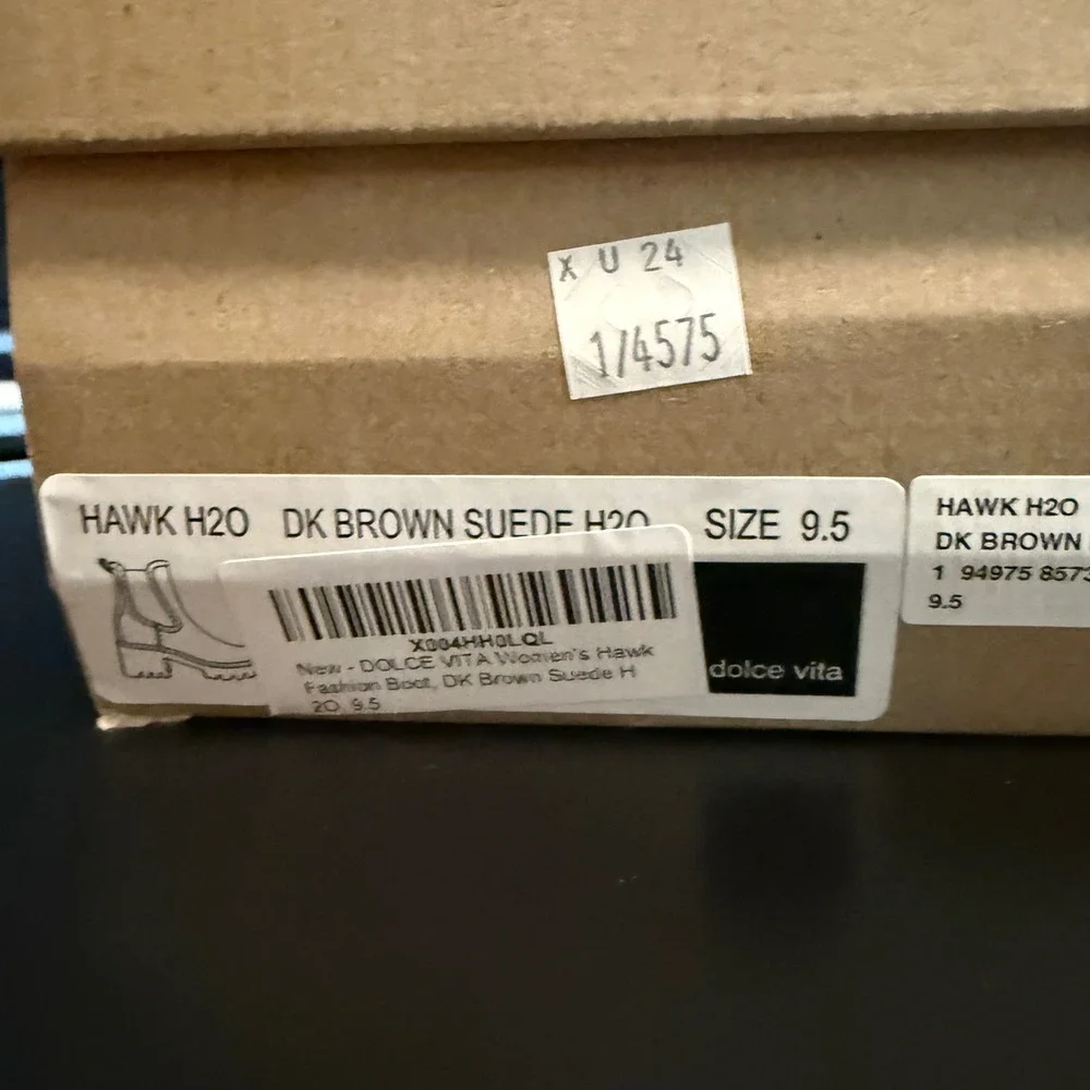 Boots Dolce Vita 9.5  Hawk H2O Waterproof Suede Chelsea Lugs ‎ Brown NIB